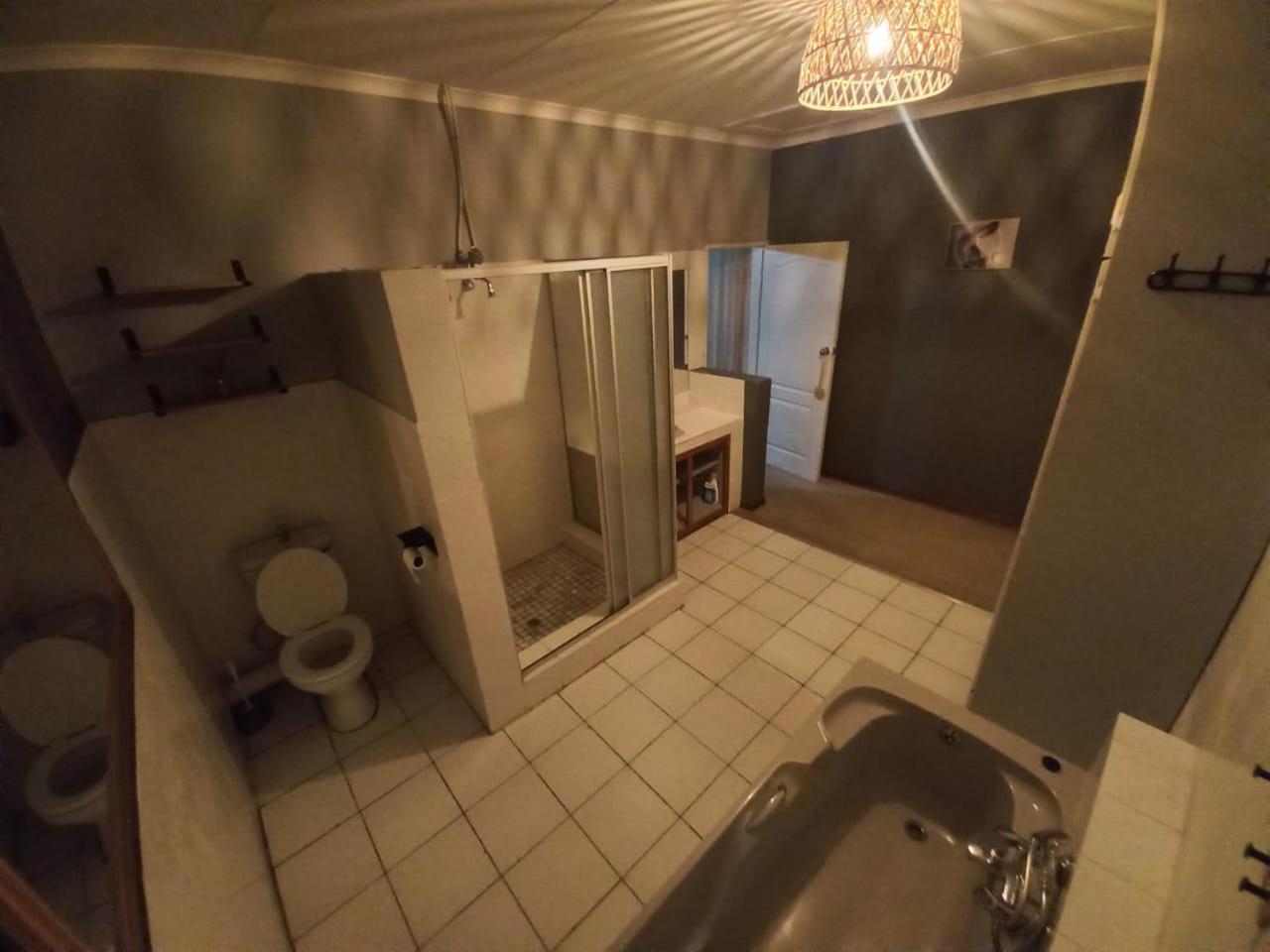 Anri Guesthouse บลูมฟอนเทน ภายนอก รูปภาพ